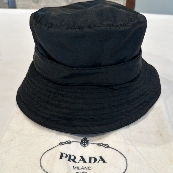 Authentic Prada hat - Picture 2 of 11
